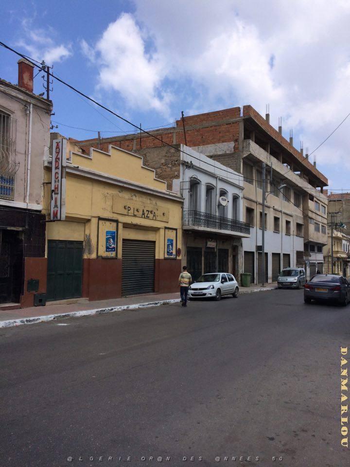 ORAN Cinema le Plaza Ave d'Oudja.jpg